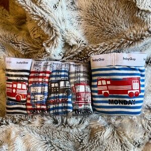 NWT Baby Gap Underwear - Boys 4 - 5 Years Old (Pack of 5) - Bundle Discount